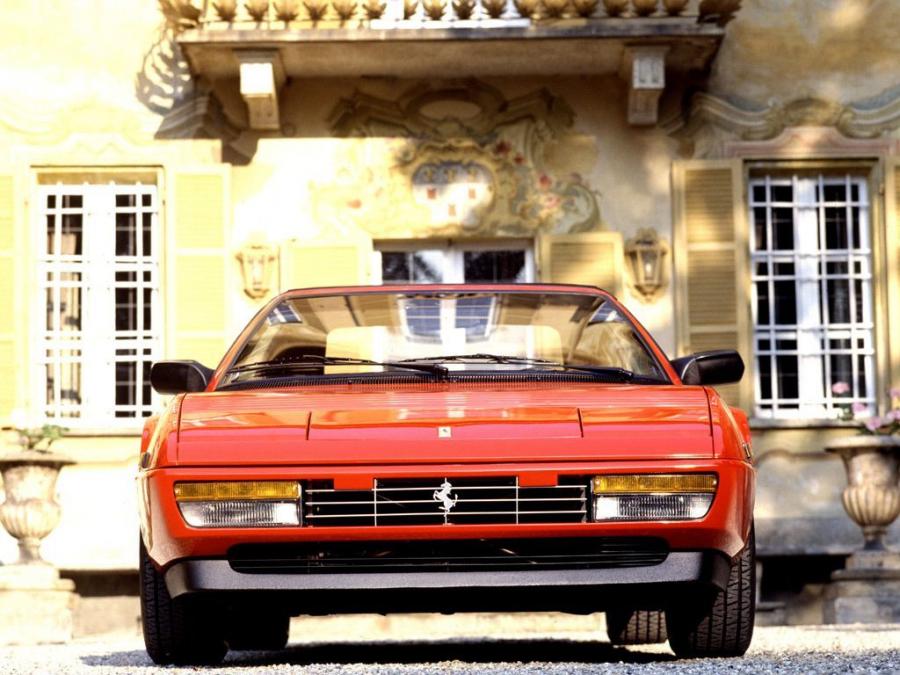  Ferrari 3.2 Mondial Cabriolet 1985 года  (фото 2 из 10)